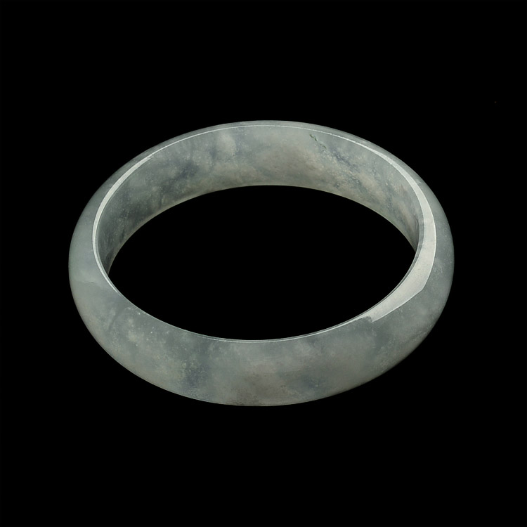 冰种淡晴水贵妃镯（50.5mm-56.7mm）