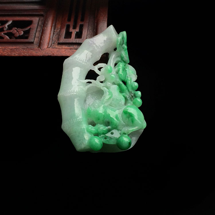 糯冰种翠色节节高挂件