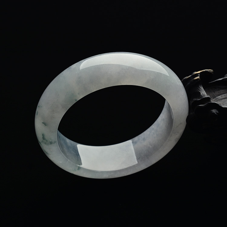 (超值推荐)糯冰种飘花手镯(58.2mm)