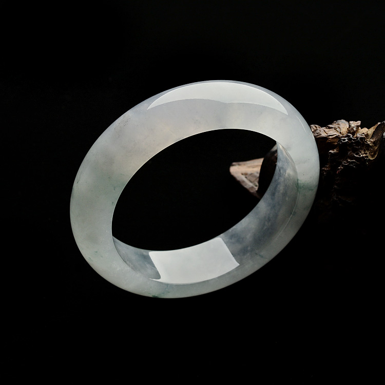 (超值推荐)糯冰种飘花手镯(57.6mm)