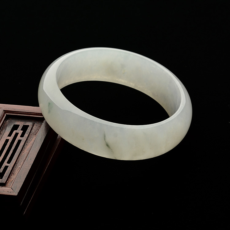 糯冰种飘花手镯(57.8mm)