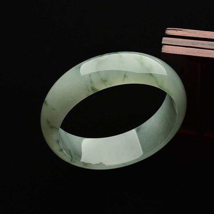 糯冰种飘花手镯(60.2mm)