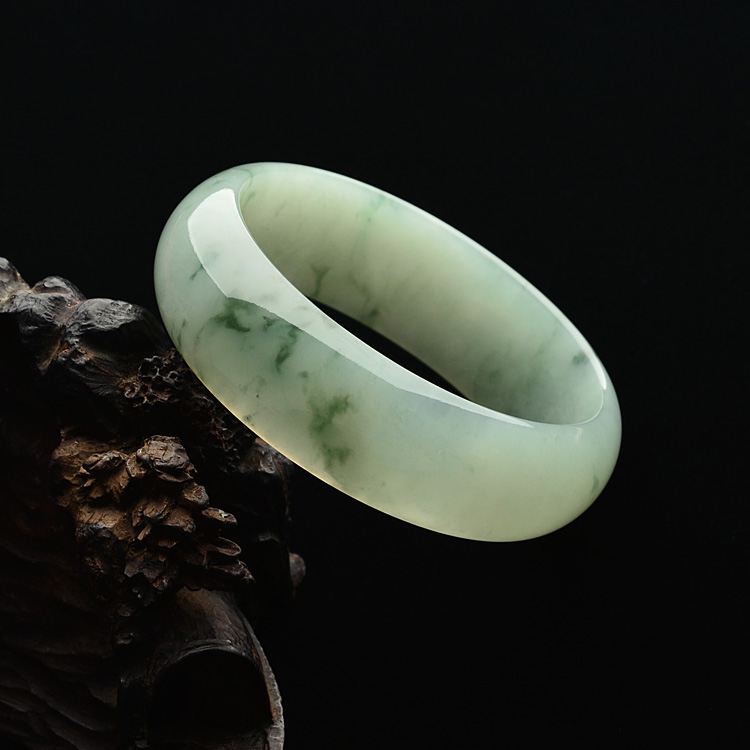 糯冰种飘花手镯(60.2mm)