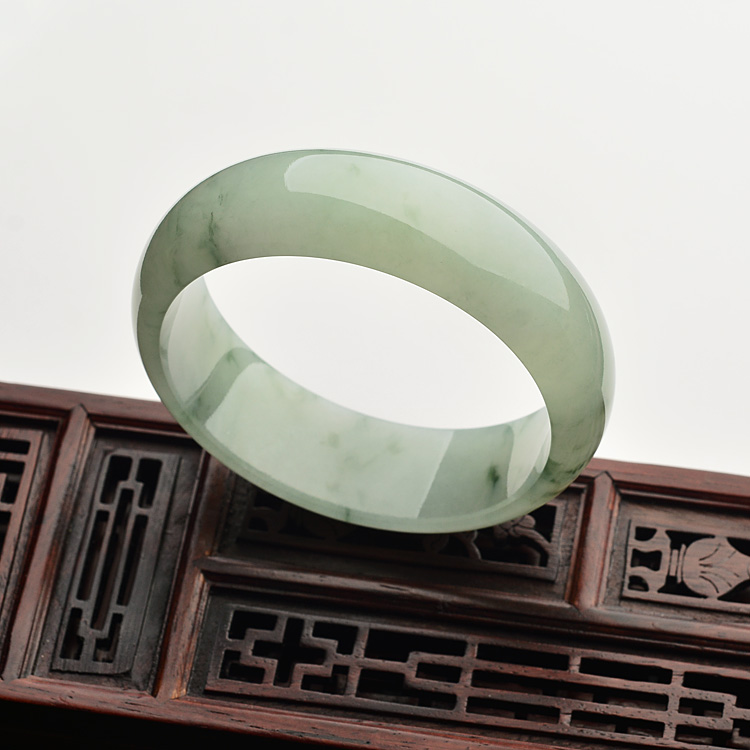糯冰种飘花手镯(60.2mm)