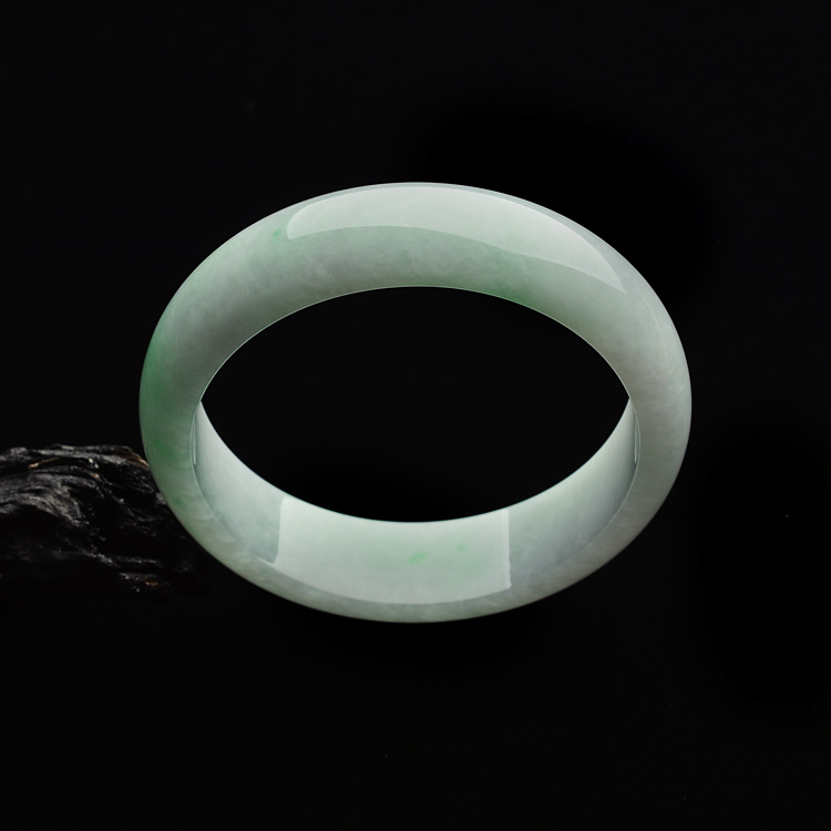 (超值推荐)糯冰种飘翠手镯(57.1mm)