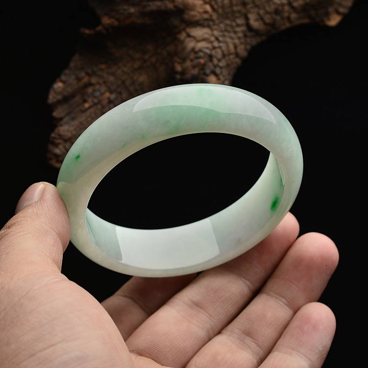 (超值推荐)糯冰种飘翠手镯(57.1mm)