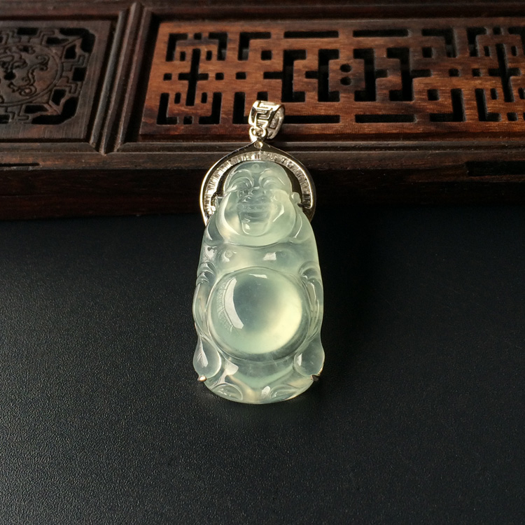 (超值推荐)冰种淡晴水镶白金钻石站佛胸坠