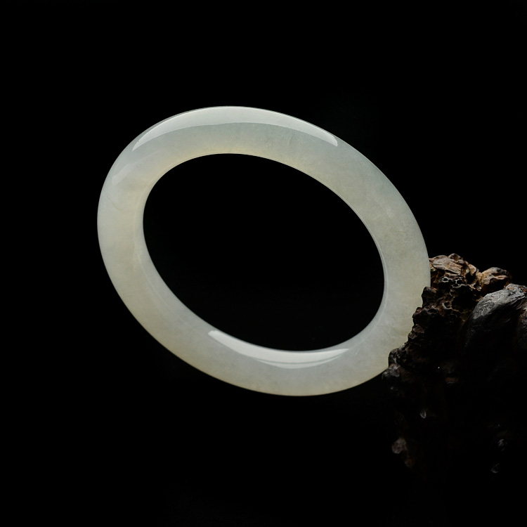 糯冰种晴水圆条手镯(55.4mm)