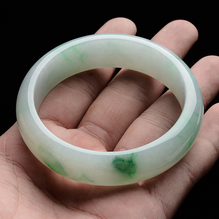 (超值推荐)糯冰种飘翠手镯(57.7mm)