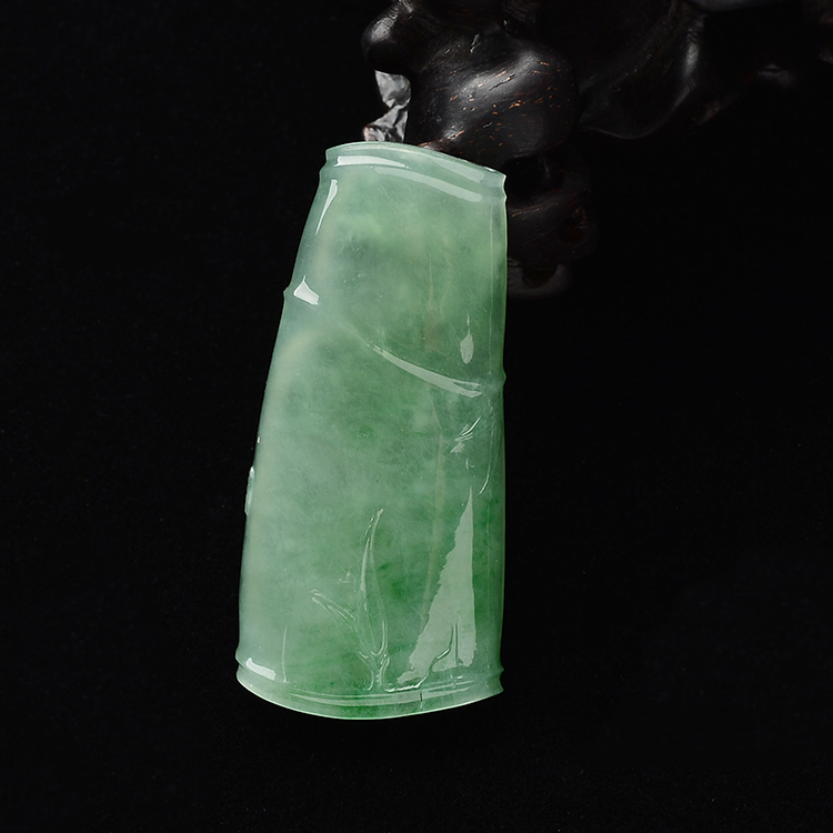 (超值推荐)糯冰种浅绿略飘翠节节高挂件