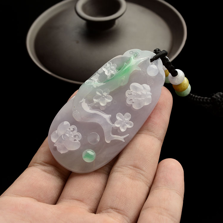 （超值推荐）糯冰种淡春带彩蝶恋花挂件
