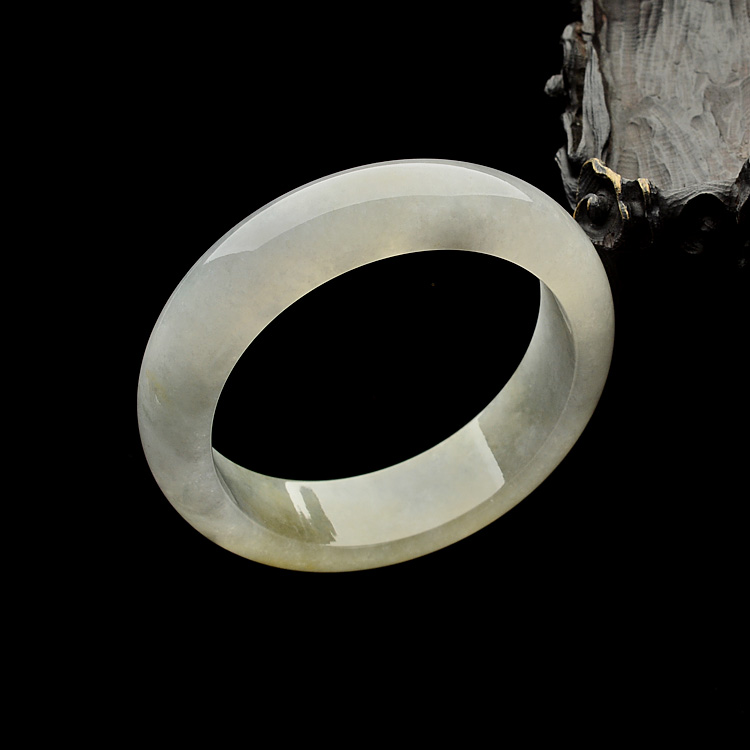 （超值推荐）糯冰种淡黄翡手镯（53.5mm）