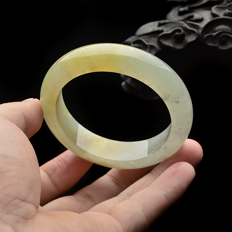 （超值推荐）糯冰种黄翡手镯（52.5mm）