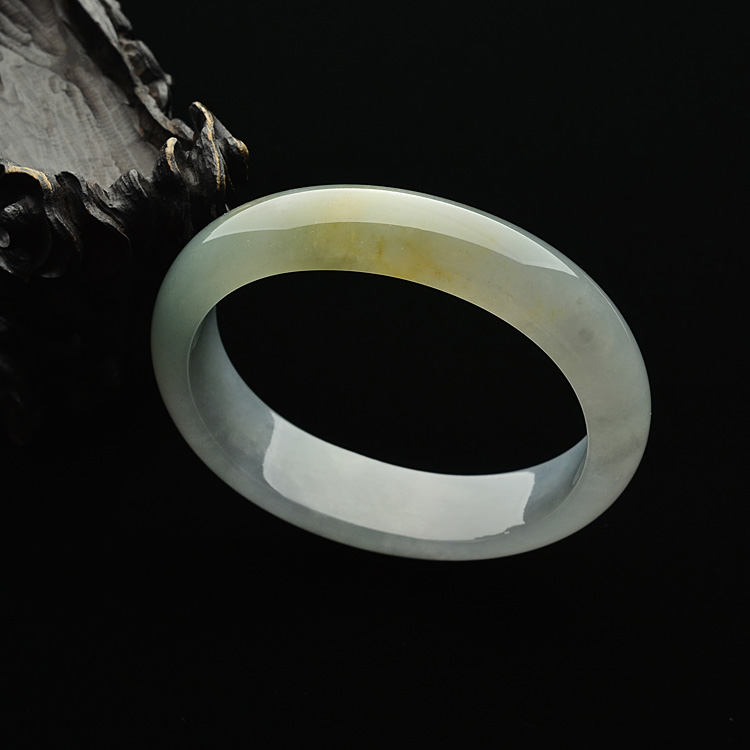 （超值推荐）糯冰种晴水略带黄翡贵妃镯（45.7mm-55mm）