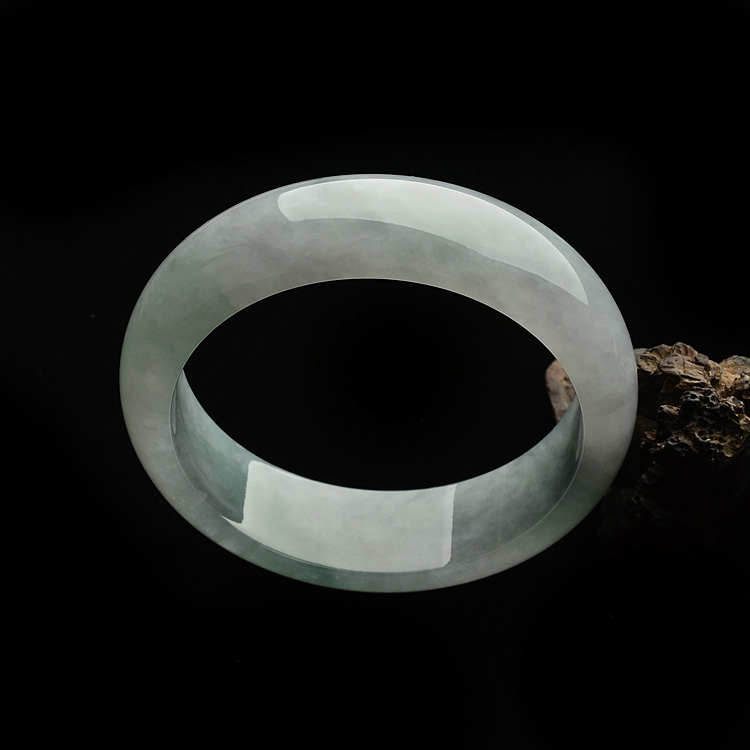 （超值推荐）糯冰种晴水手镯（59.6mm）