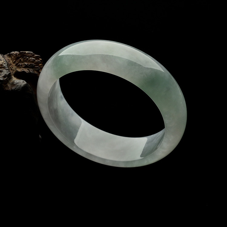 （超值推荐）糯冰种晴水手镯（59.6mm）