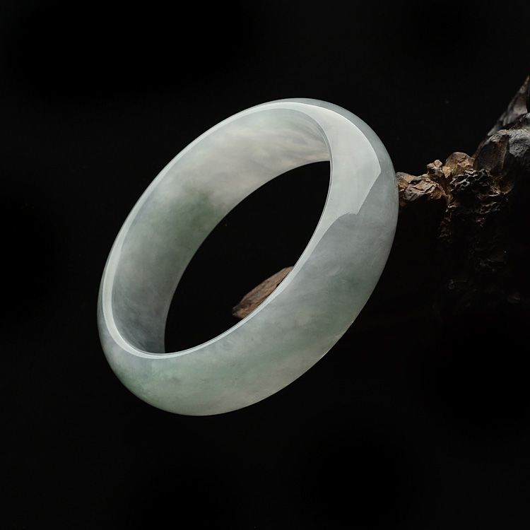 （超值推荐）糯冰种晴水手镯（59.6mm）