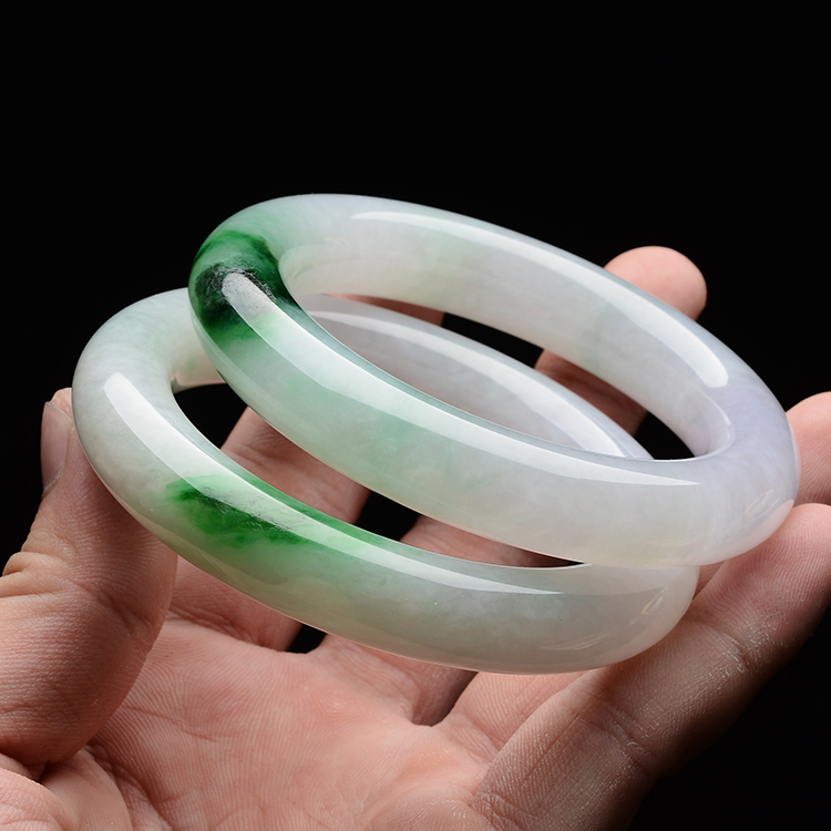 (超值推荐)糯冰种淡春带彩圆条手镯(一对)(56.2mm/57mm)
