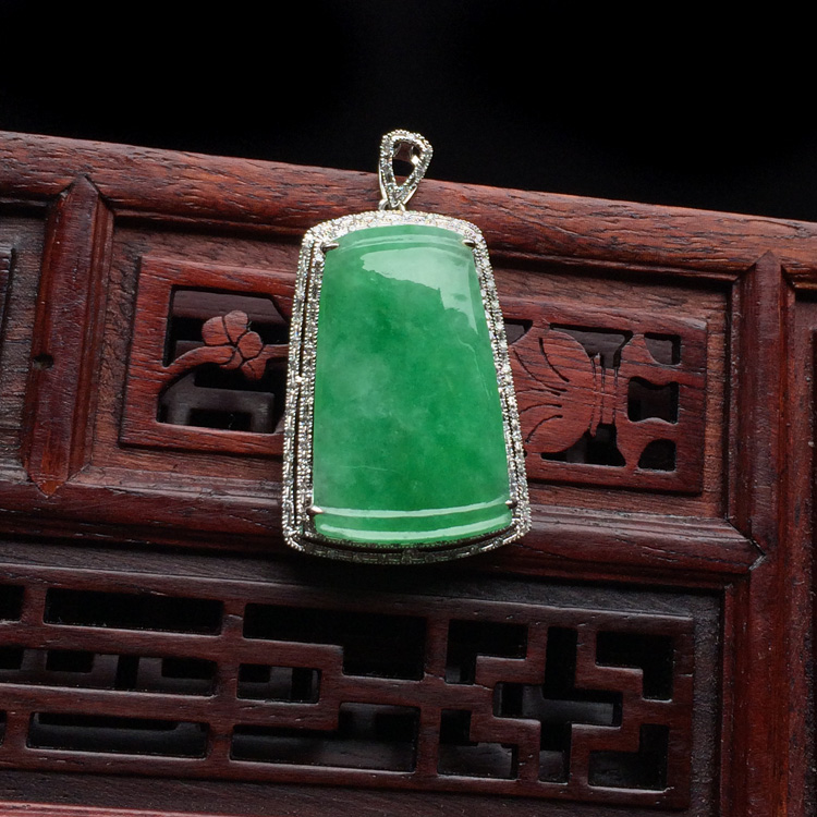 糯冰种翠色镶白金钻石节节高胸坠