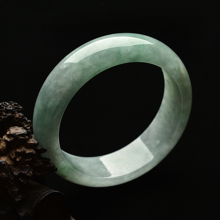 糯冰种晴水手镯(55.1mm)