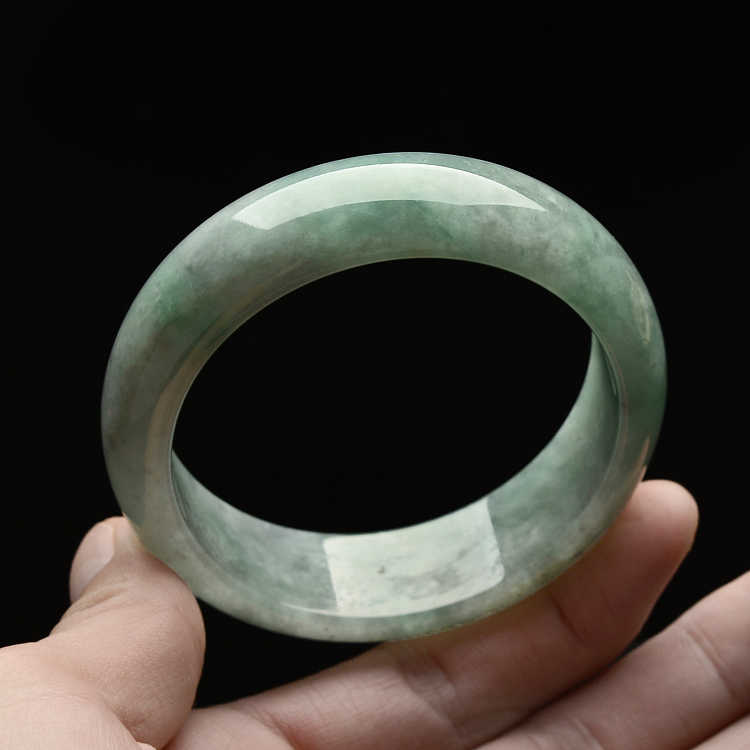糯冰种晴水手镯(55.1mm)
