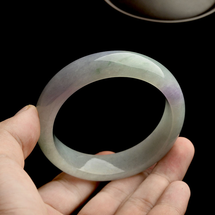 糯冰种飘花带紫罗兰手镯(56.9mm)
