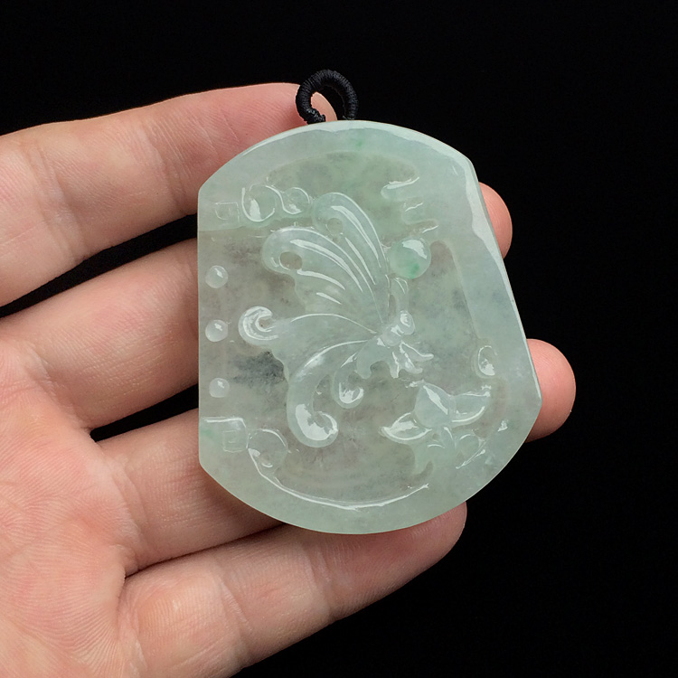 糯冰种晴水飘翠蝶恋花挂件
