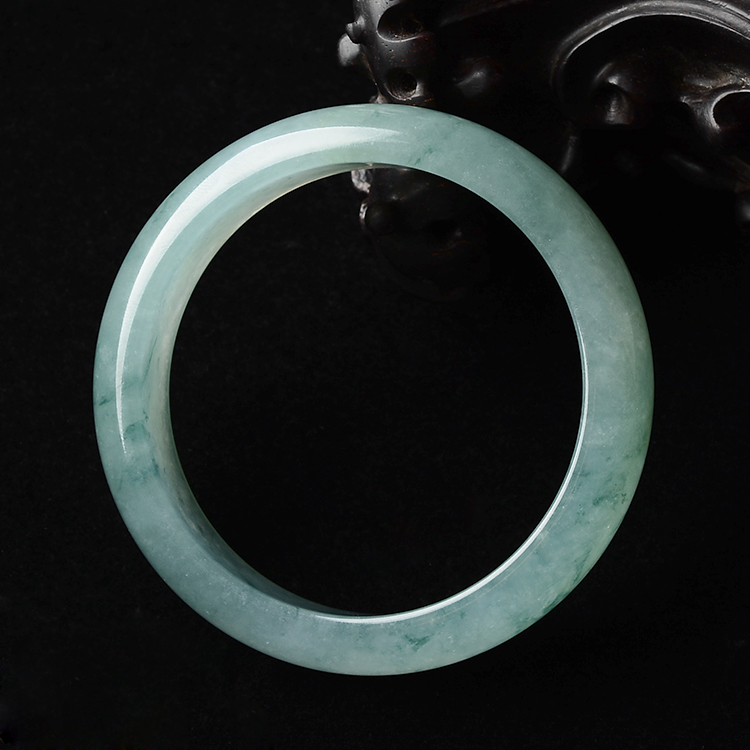 (超值推荐)糯冰种晴水飘花手镯(56.5mm)