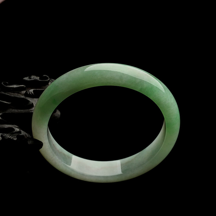 糯冰种飘翠手镯(56.5mm)