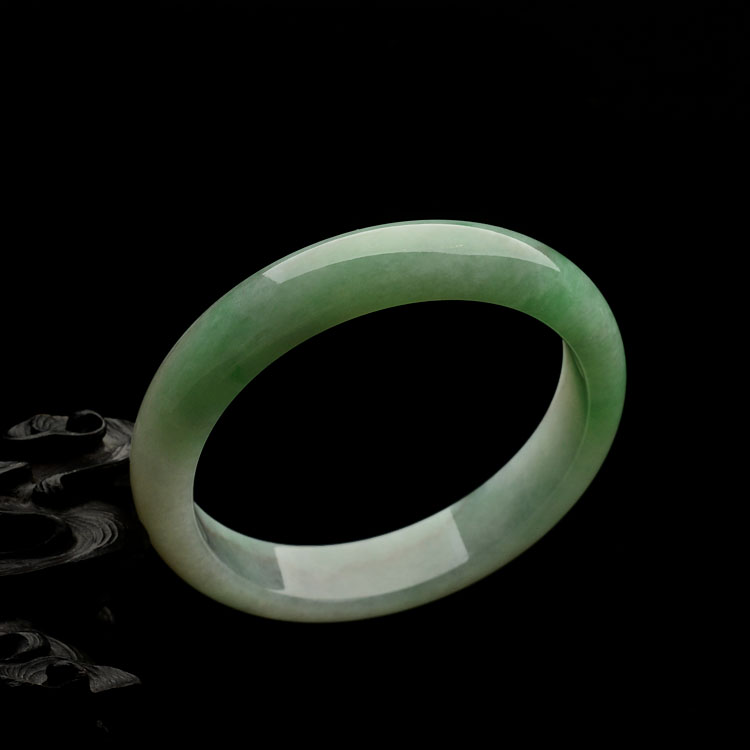 糯冰种飘翠手镯(56.5mm)