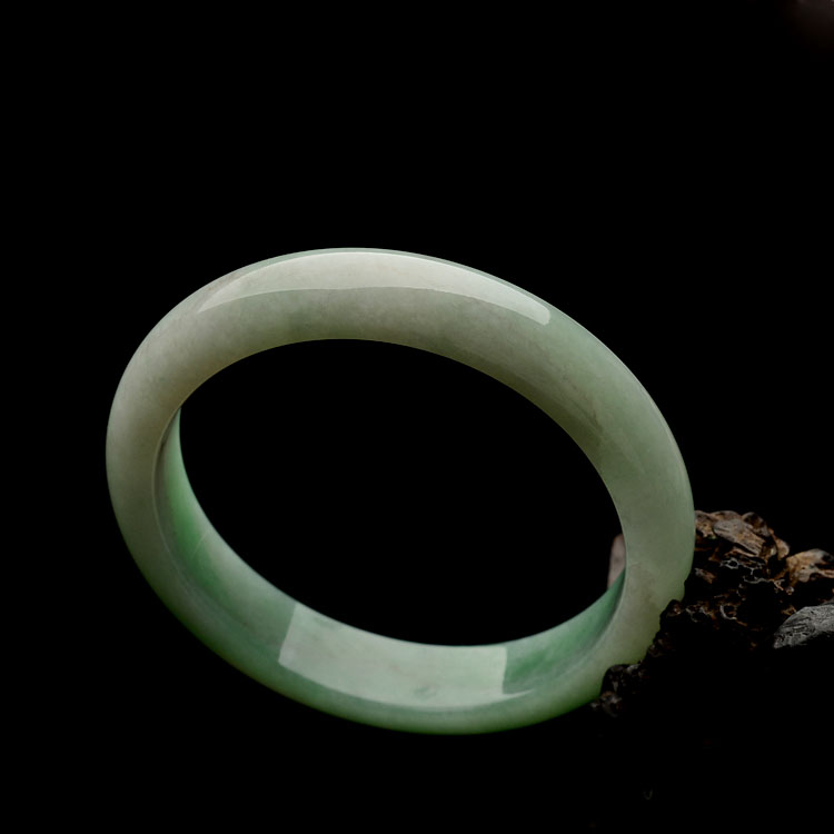 糯冰种飘翠手镯(56.5mm)