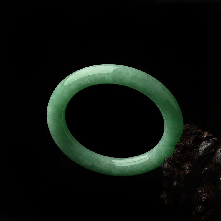糯冰种豆色圆条手镯(55.5mm)