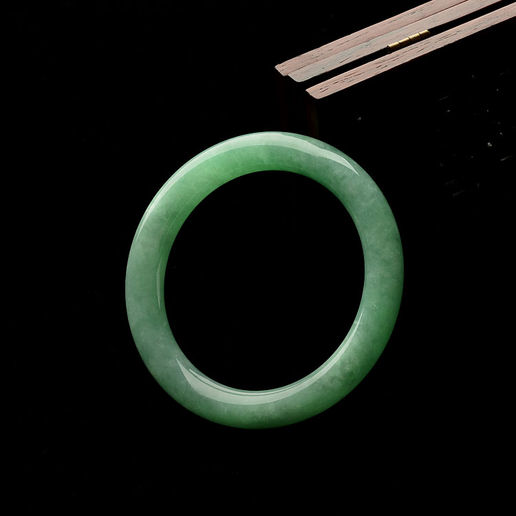 糯冰种豆色圆条手镯(54.2mm)