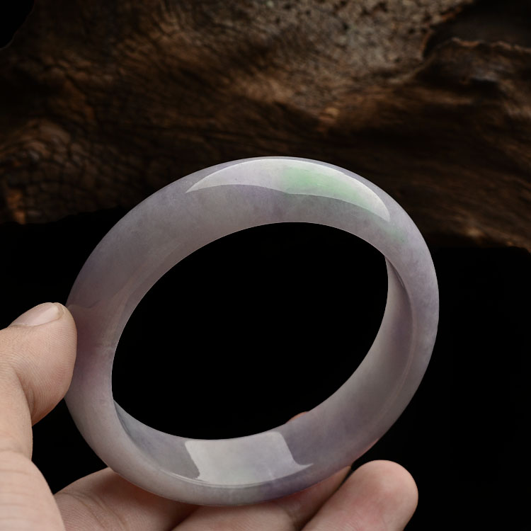 (超值推荐)糯冰种春带彩手镯(57.2mm)