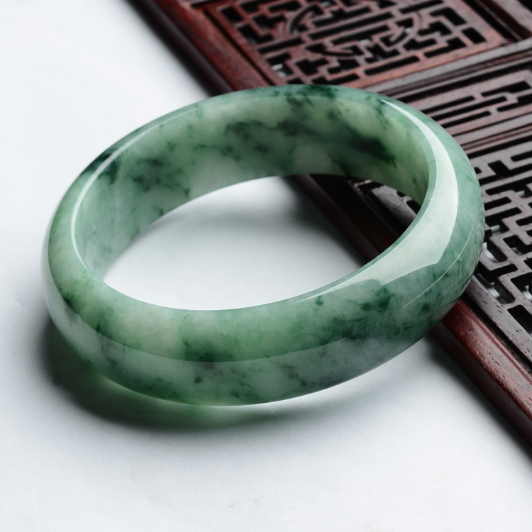 (超值推荐)糯冰种飘花手镯(58.5mm)