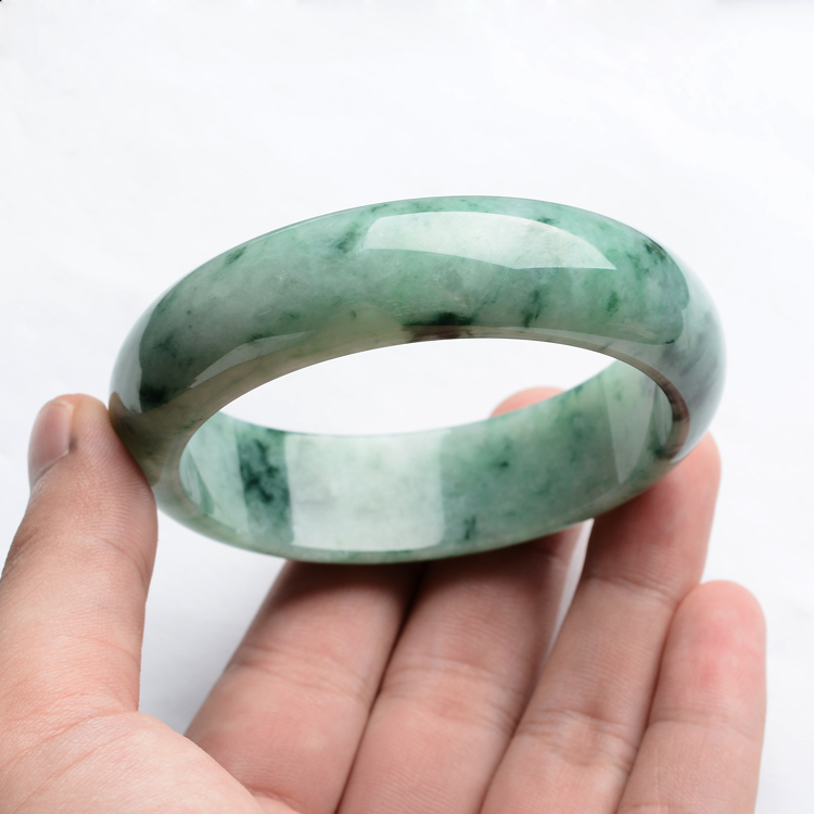 (超值推荐)糯冰种飘花手镯(58.5mm)