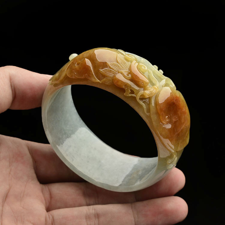 糯冰种红黄翡龙头鱼雕花手镯(60.3mm)