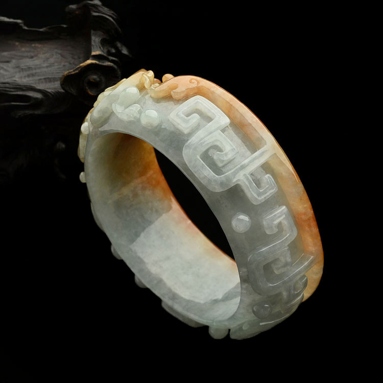 糯冰种红黄翡仿古龙雕花手镯(58.8mm)