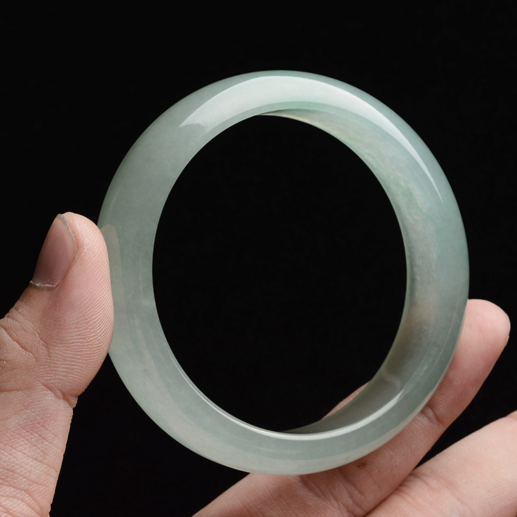 (超值推荐)冰种晴水略飘翠手镯(59.5mm)