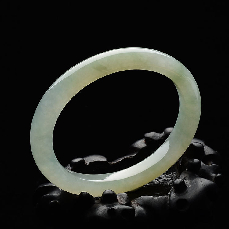 糯冰种晴水淡黄翡贵妃镯(58.4mm-48.1mm)