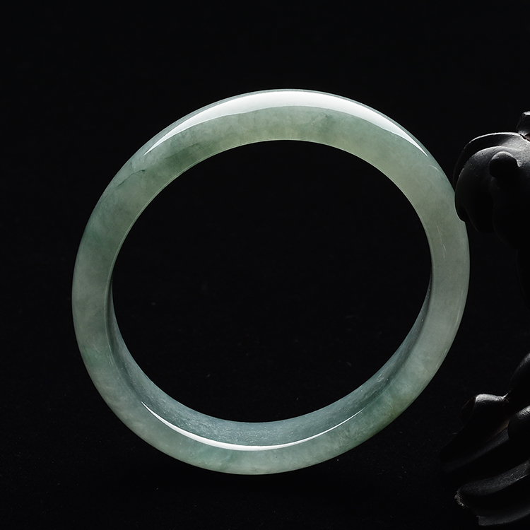 糯冰种晴水飘花贵妃镯(56.8mm-50mm)