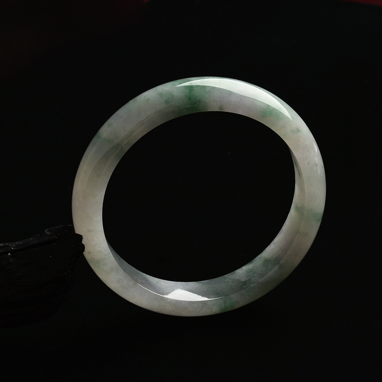 (超值推荐)糯冰种飘花手镯(56.6mm)