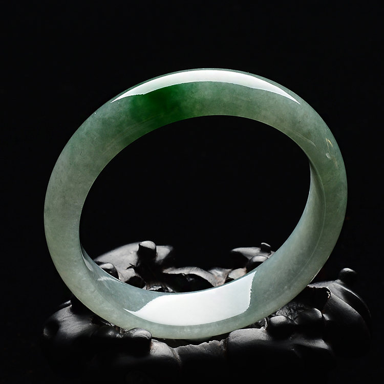 糯冰种晴水飘翠手镯(58.1mm)