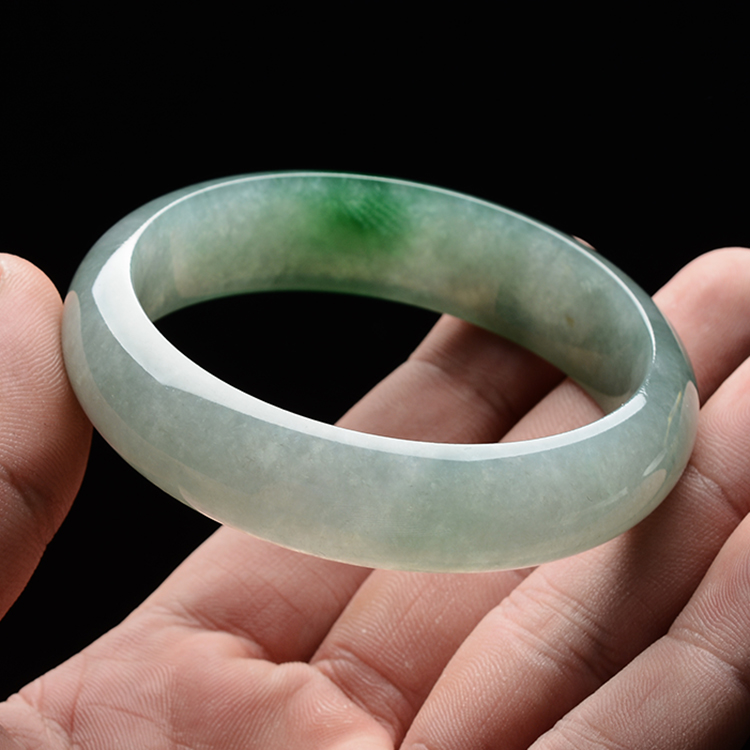 糯冰种晴水飘翠手镯(58.1mm)