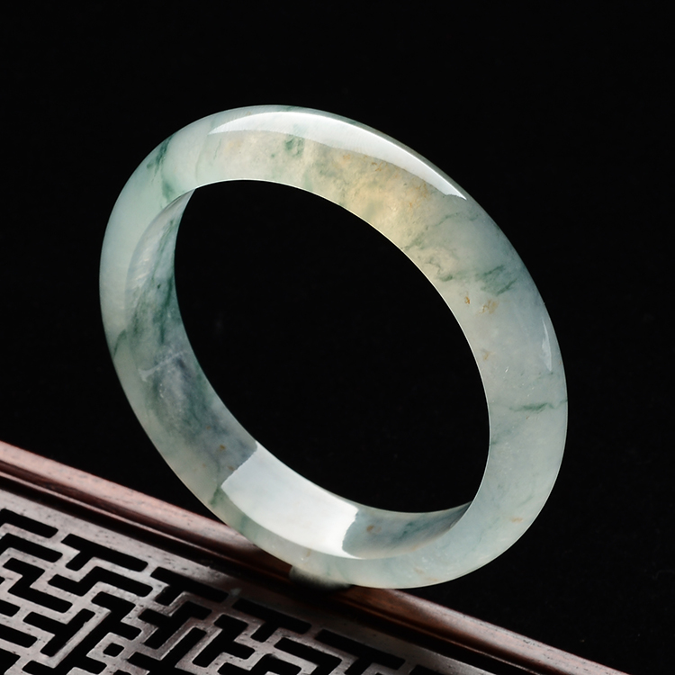 (超值推荐)冰种飘花手镯(57.8mm)