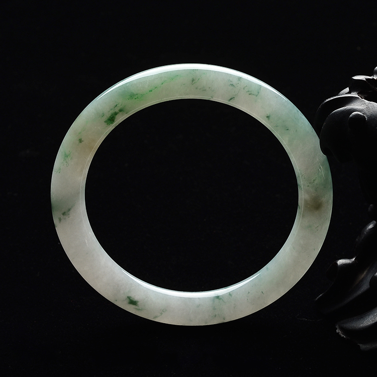 (超值推荐)糯冰种飘花圆条手镯(54.1mm)
