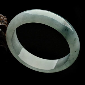(超值推荐）糯冰种晴水飘花手镯（57.4mm）