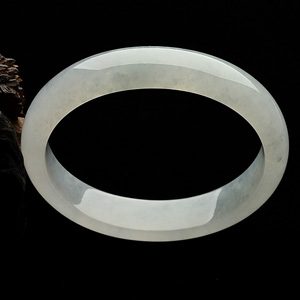 （超值推荐）冰种淡晴水贵妃镯（55.8-49.5mm）