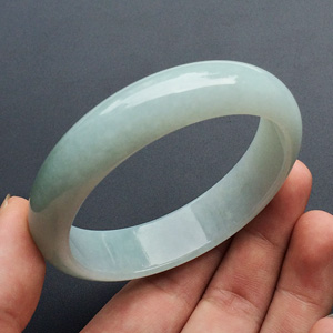 (超值推荐)糯冰种晴水手镯(58.1mm)
