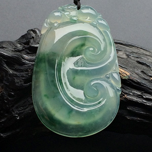 冰种飘花如意挂件